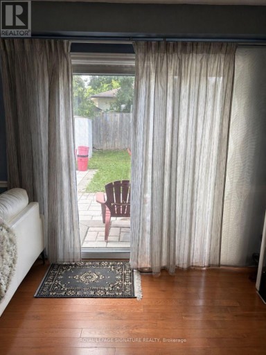 MAIN/UPPER - 137 MADOC DRIVE, Brampton (Madoc), Ontario, L6V2A5