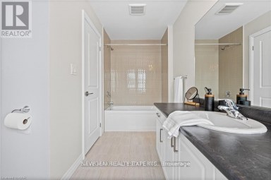 4855 PETTIT AVENUE Niagara Falls (Morrison) Ontario photo 22