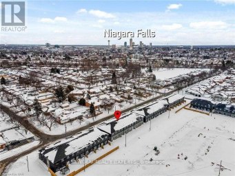 4855 PETTIT AVENUE Niagara Falls (Morrison) Ontario photo 5