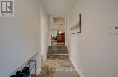 1077 QUEEN STREET Howick Ontario photo 24