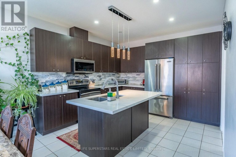 1 WALKER BOULEVARD, New Tecumseth (Alliston), Ontario, L9R0N2