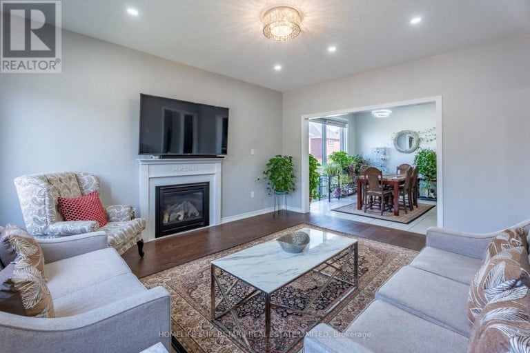 1 WALKER BOULEVARD, New Tecumseth (Alliston), Ontario, L9R0N2