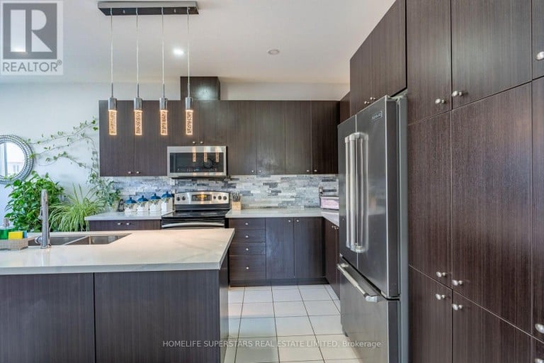 1 WALKER BOULEVARD, New Tecumseth (Alliston), Ontario, L9R0N2