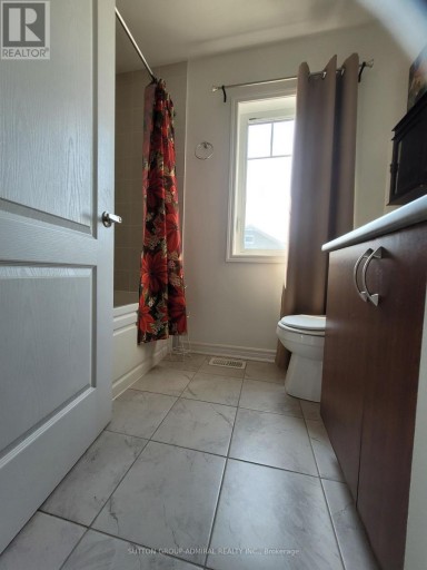104 VILLAGE GATE DRIVE, Wasaga Beach, Ontario, L9Z0J7