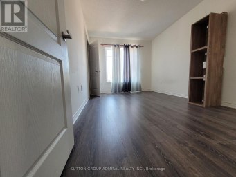104 VILLAGE GATE DRIVE Wasaga Beach Ontario photo 5
