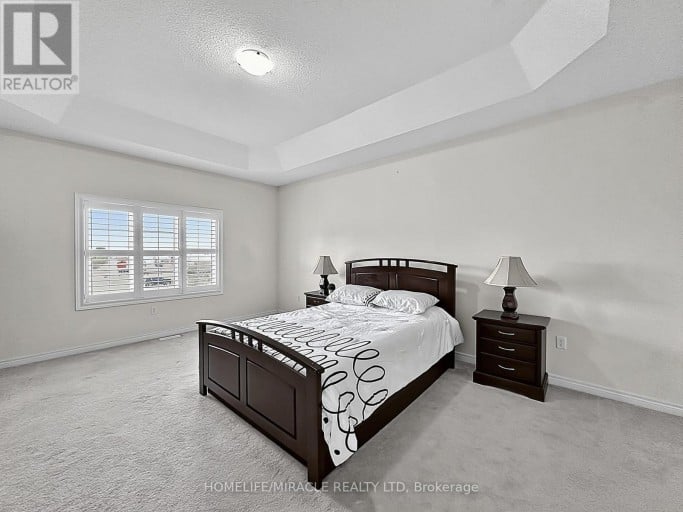 6 DIVINITY CIRCLE, Brampton (Northwest Brampton), Ontario, L7A3Y4