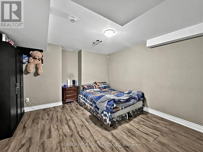 6 DIVINITY CIRCLE, Brampton (Northwest Brampton), Ontario, L7A3Y4