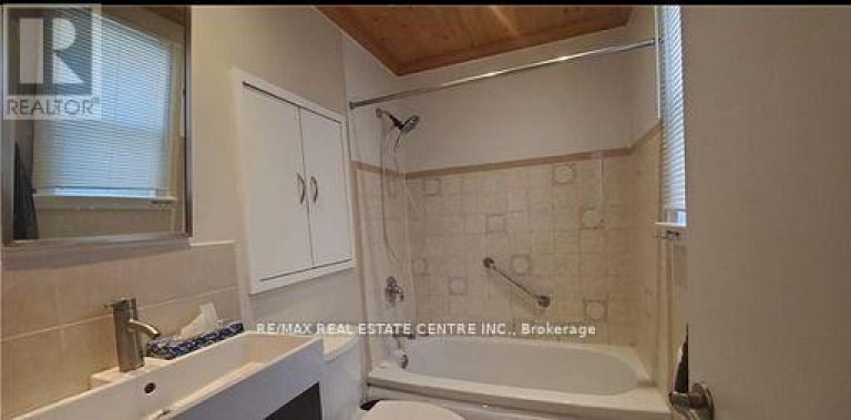 5759 EMERY STREET, Niagara Falls (Hospital), Ontario, L2G1L8