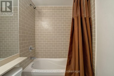 201 - 88 PROMENADE CIRCLE Vaughan (Brownridge) Ontario photo 21