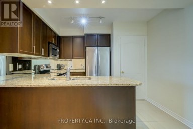 201 - 88 PROMENADE CIRCLE Vaughan (Brownridge) Ontario photo 9