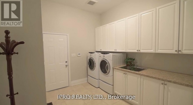 5116 SUMMERSKY COURT, Mississauga (Central Erin Mills), Ontario, L5M0R3