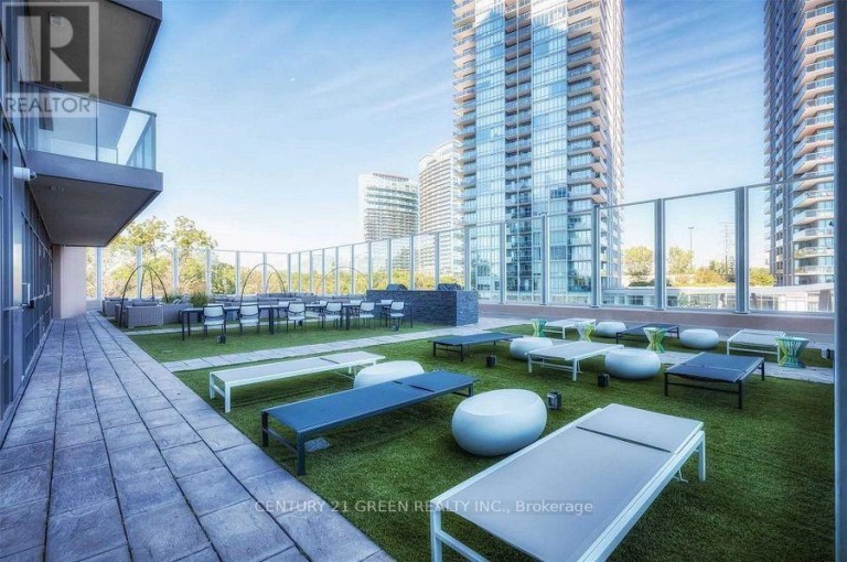 303 - 36 PARK LAWN ROAD, Toronto (Mimico), Ontario, M8V0E5