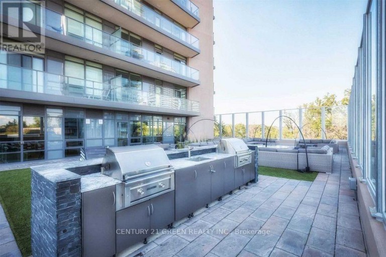 303 - 36 PARK LAWN ROAD, Toronto (Mimico), Ontario, M8V0E5
