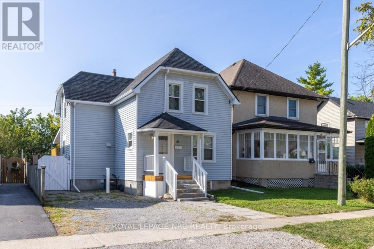 30 WALNUT STREET, St. Catharines (Secord Woods), Ontario, L2T1H5