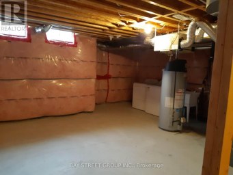 8088 BLUE ASH LANE Niagara Falls (Brown) Ontario photo 25