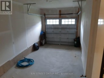 8088 BLUE ASH LANE Niagara Falls (Brown) Ontario photo 26