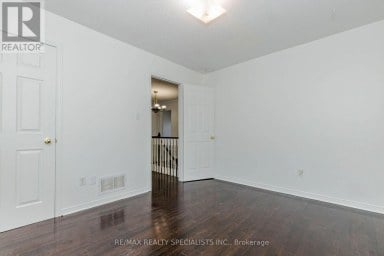 64 DOLPHIN SONG CRESCENT Brampton (Sandringham-Wellington) Ontario photo 10