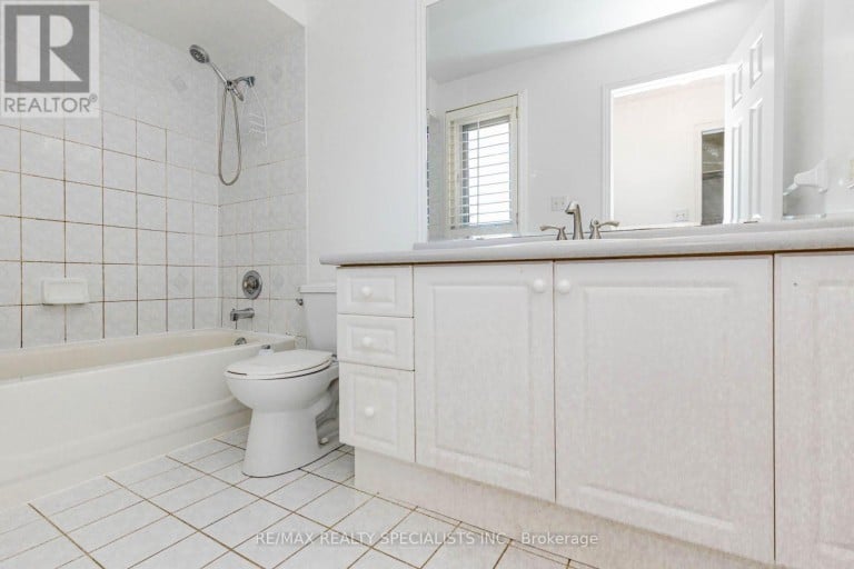 64 DOLPHIN SONG CRESCENT, Brampton (Sandringham-Wellington), Ontario, L6R2A7