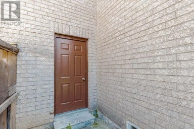 64 DOLPHIN SONG CRESCENT Brampton (Sandringham-Wellington) Ontario photo 21