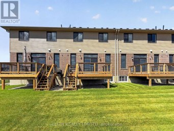 66 WOODCOCK DRIVE Tillsonburg Ontario photo 2
