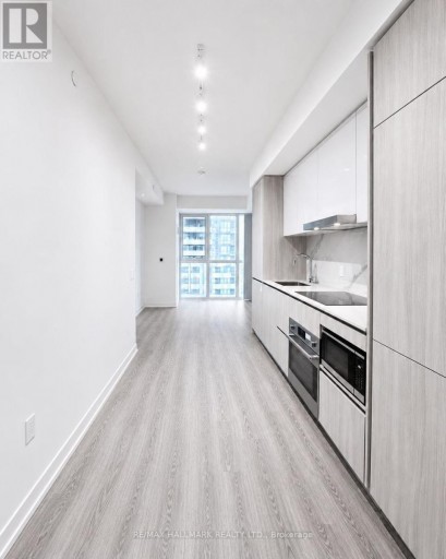 3501 - 8 INTERCHANGE WAY, Vaughan (Vaughan Corporate Centre), Ontario, L4K0R2