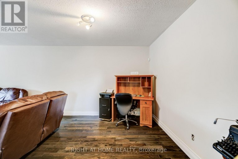 20 ZEALAND ROAD, Toronto (Willowridge-Martingrove-Richview), Ontario, M9R3W4