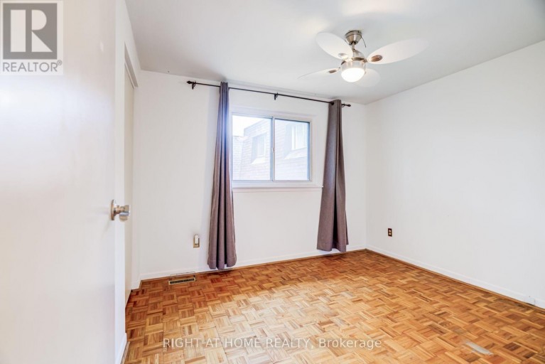 20 ZEALAND ROAD, Toronto (Willowridge-Martingrove-Richview), Ontario, M9R3W4