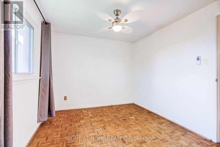 20 ZEALAND ROAD, Toronto (Willowridge-Martingrove-Richview), Ontario, M9R3W4