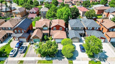20 CRANBERRY CRESCENT Brampton (Fletcher's Creek South) Ontario photo 2