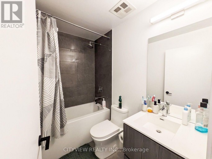 602 - 220 MISSINNIHE WAY, Mississauga (Port Credit), Ontario, L5H0A9