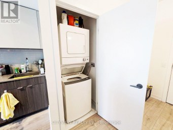 602 - 220 MISSINNIHE WAY Mississauga (Port Credit) Ontario photo 12