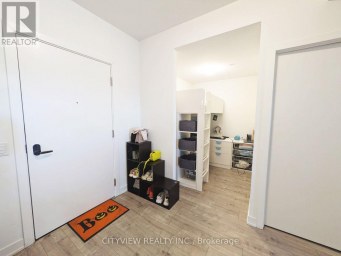 602 - 220 MISSINNIHE WAY Mississauga (Port Credit) Ontario photo 2
