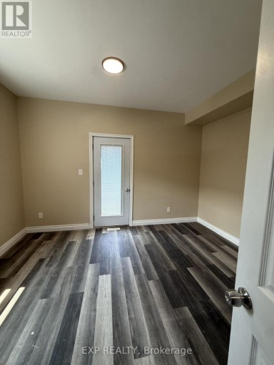 33 CONCORD AVENUE, St. Catharines (Facer), Ontario, L2M5N5