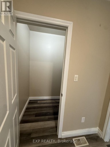 33 CONCORD AVENUE, St. Catharines (Facer), Ontario, L2M5N5