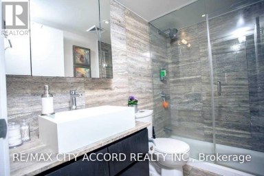 1109 - 10 CAPREOL COURT Toronto (Waterfront Communities) Ontario photo 7