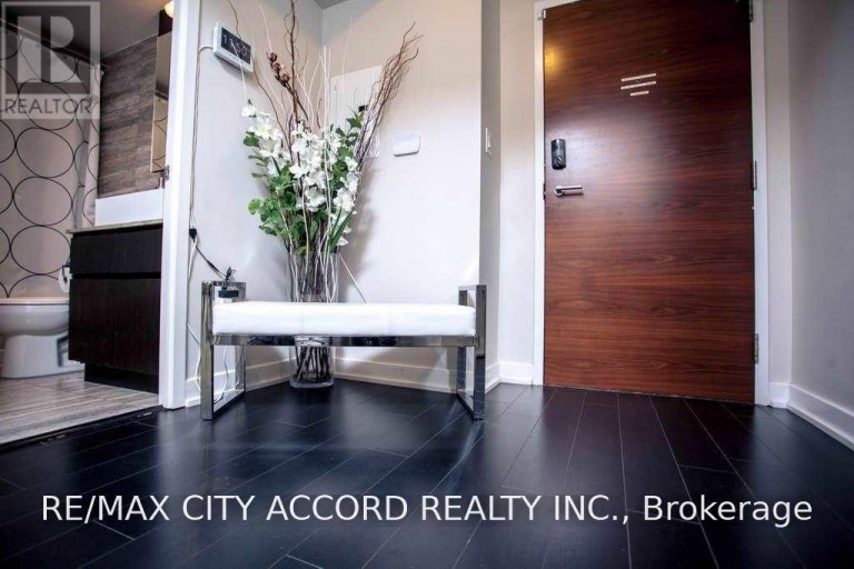 1109 - 10 CAPREOL COURT, Toronto (Waterfront Communities), Ontario, M5V4B3