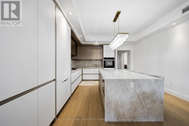 313 - 2 FOREST HILL ROAD Toronto (Forest Hill South) Ontario photo 13