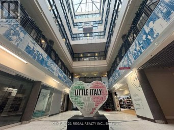 200 - 622 COLLEGE STREET Toronto (Palmerston-Little Italy) Ontario photo 2