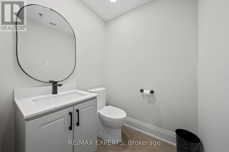 35 - 400 CREDITSTONE ROAD, Vaughan (Concord), Ontario, L4K3Z3