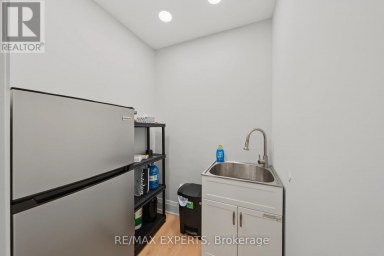 35 - 400 CREDITSTONE ROAD Vaughan (Concord) Ontario photo 13