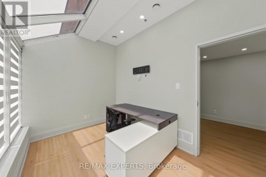 35 - 400 CREDITSTONE ROAD Vaughan (Concord) Ontario photo 8