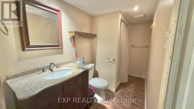 16 MARSHALL STREET Waterloo Ontario photo 12