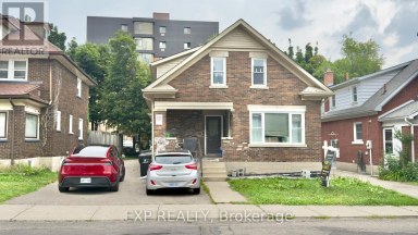 16 MARSHALL STREET Waterloo Ontario photo 2