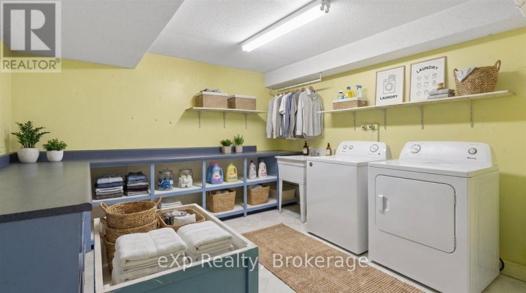2039 BLACKLOCK STREET, Milton (Brookville/Haltonville), Ontario, L0P1B0