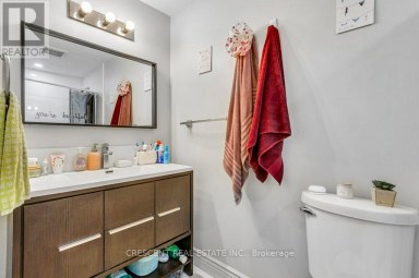 LOWER - 83 MADISON AVENUE Toronto (Annex) Ontario photo 22