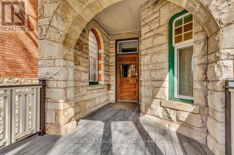 LOWER - 83 MADISON AVENUE, Toronto (Annex), Ontario, M5R2S3