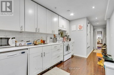 LOWER - 83 MADISON AVENUE Toronto (Annex) Ontario photo 9