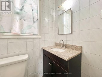 17 WINNIFRED AVENUE Toronto (South Riverdale) Ontario photo 22