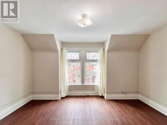 17 WINNIFRED AVENUE Toronto (South Riverdale) Ontario photo 26