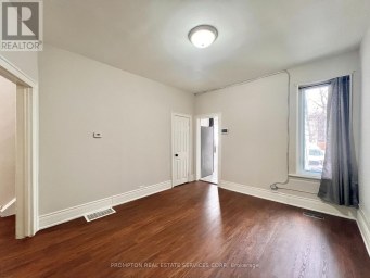 17 WINNIFRED AVENUE Toronto (South Riverdale) Ontario photo 8